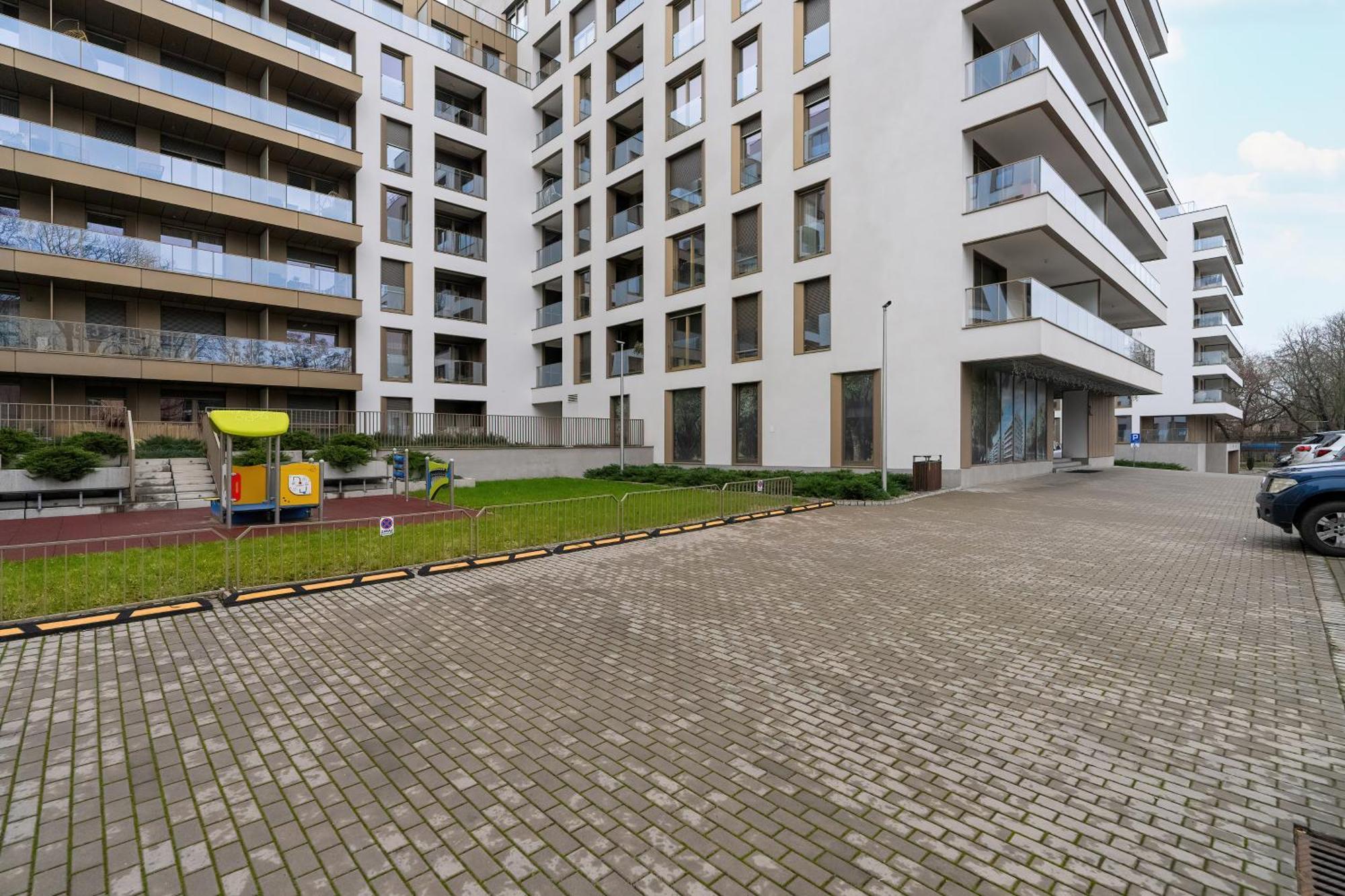 City Center Apartments With Gym & Free Garage Poznan By Noclegi Renters Exterior photo